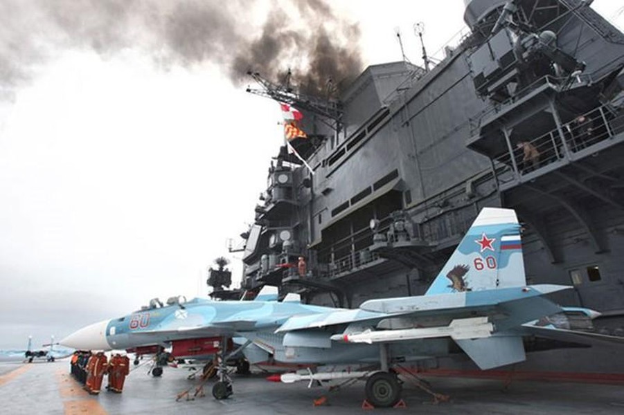 Hải quân Nga sắp tiếp nhận 'tàu sân bay có 9 mạng sống' ảnh 4