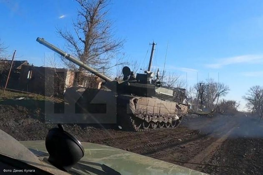 Xe tăng T-90M 'làm mưa làm gió' trên chiến trường Bakhmut ảnh 3