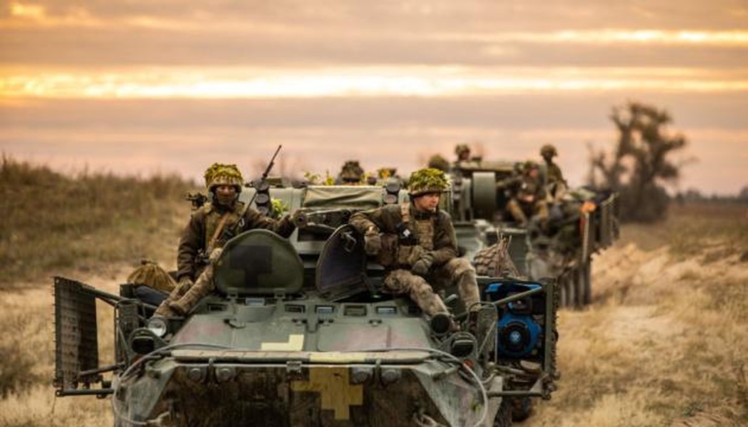 Xung đột Nga-Ukraine: Ngừng bắn lập tức hay muốn mất nhiều hơn?
