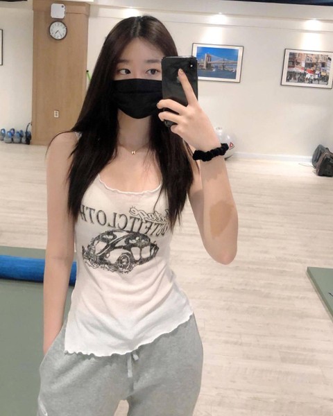 [ẢNH] Mê mẩn vẻ đẹp của HLV phòng gym Hàn Quốc ảnh 6
