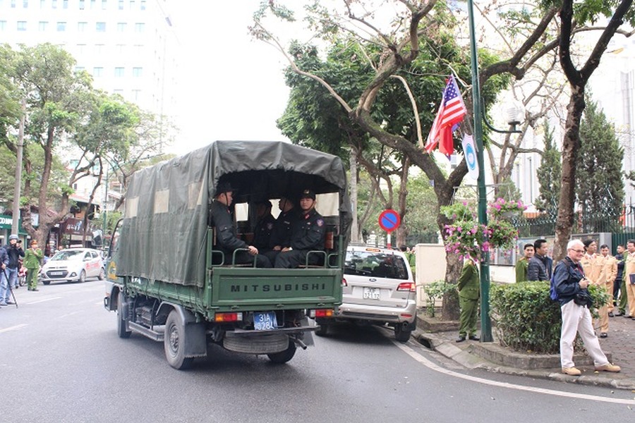 Toàn cảnh lễ ra quân của CATP Hà Nội bảo vệ Hội nghị thượng đỉnh Mỹ - Triều Tiên lần 2
