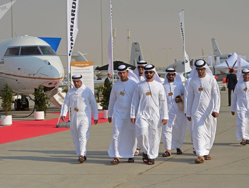 Những màn trình diễn ấn tượng tại Triển lãm hàng không Dubai 2017