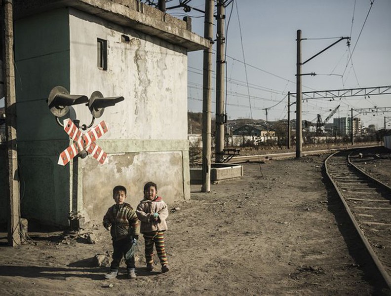 Chùm ảnh hiếm về cuộc sống đời thường ở vùng nông thôn Triều Tiên