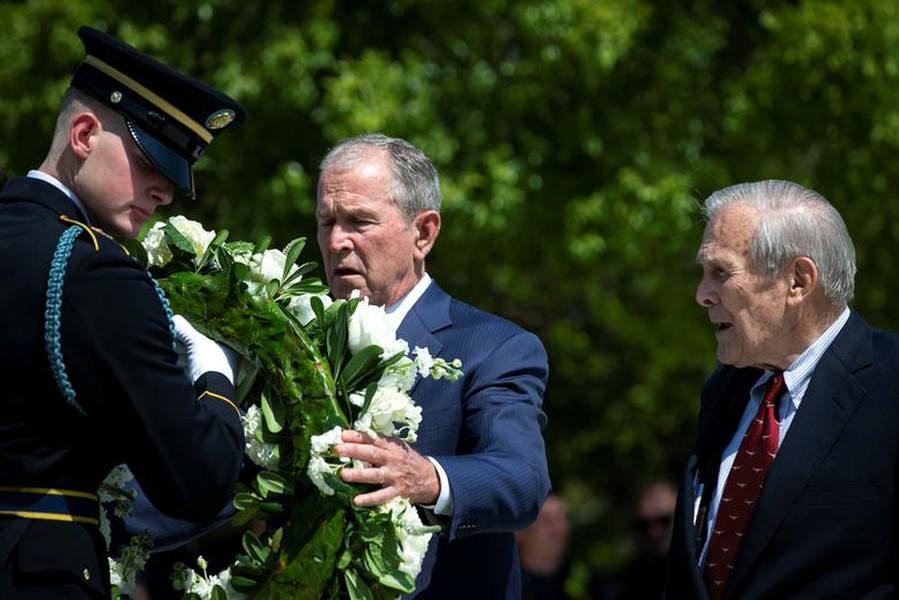 [ẢNH] Những giây phút xúc động tại lễ tưởng niệm vụ khủng bố 11-9 ở Mỹ