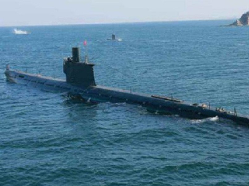 Lo Mỹ tấn công phủ đầu, Triều Tiên chế tạo tàu ngầm hạt nhân?