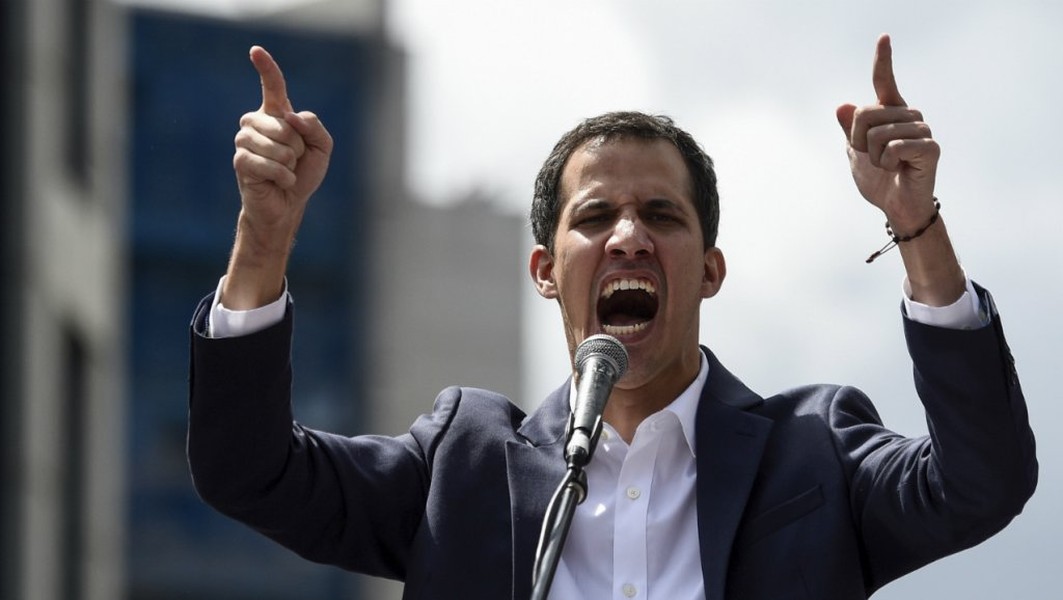 [ẢNH] Lãnh đạo tự xưng Juan Guaido của Venezuela là ai?