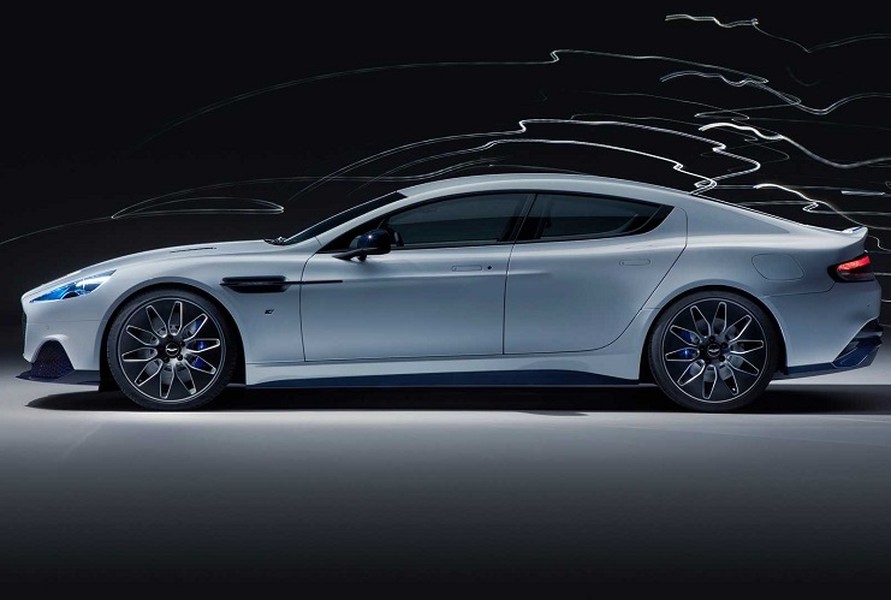 [ẢNH] Bước ngoặt của Aston Martin: Lần đầu ra mắt xe thuần điện Rapide E