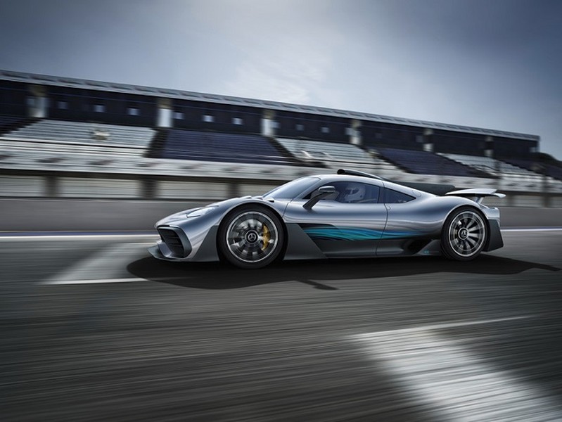[ẢNH] Siêu xe động cơ F1 Mercedes-AMG One lỡ hẹn với khách hàng