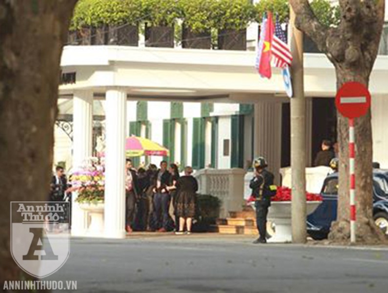 [ẢNH] Phong tỏa khách sạn Metropole cho cuộc gặp đặc biệt giữa Tổng thống Donald Trump và Chủ tịch Kim Jong-un