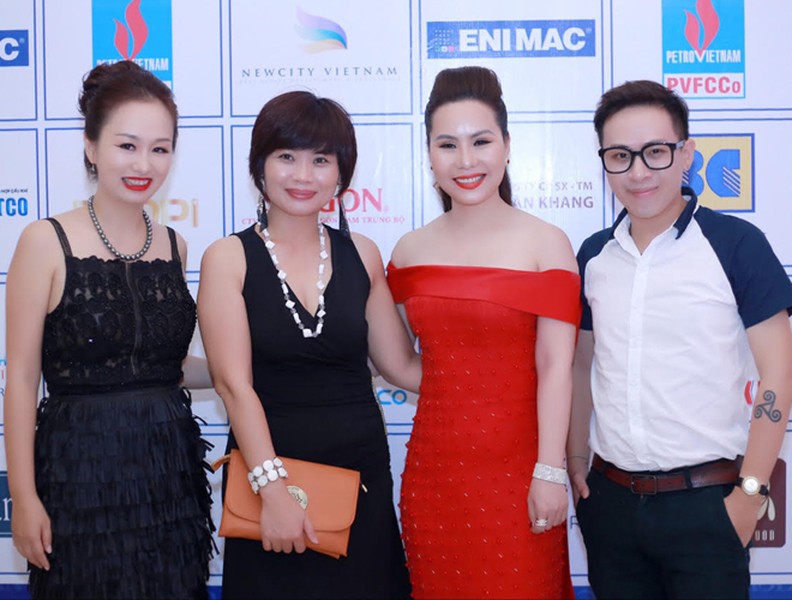 Nữ hoàng doanh nhân Kim Chi nổi bật trong tiệc tri ân cuộc thi Hoa hậu Hữu nghị Asean
