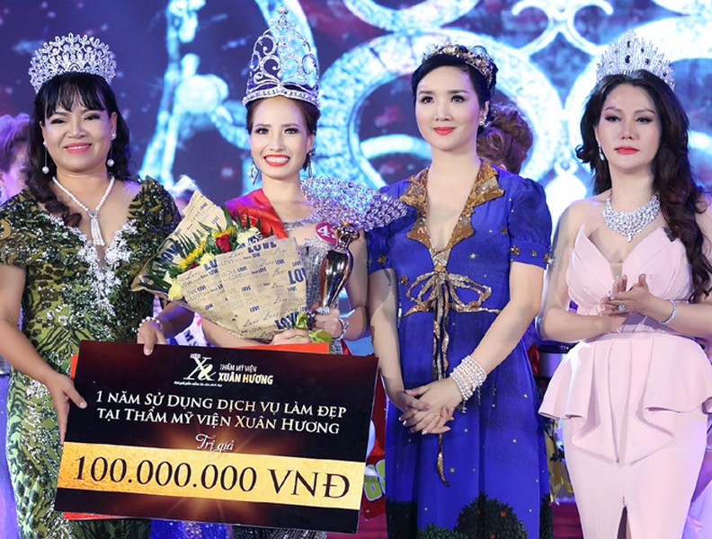 Nguyễn Bảo Ngọc đăng quang Hoa khôi Duyên dáng doanh nhân Việt 2017
