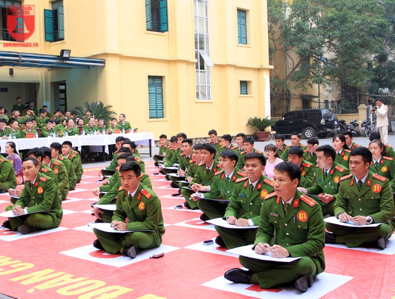 Hội thi thể hiện trí tuệ, bản lĩnh chính trị của Trung đoàn Cảnh sát Bảo vệ mục tiêu