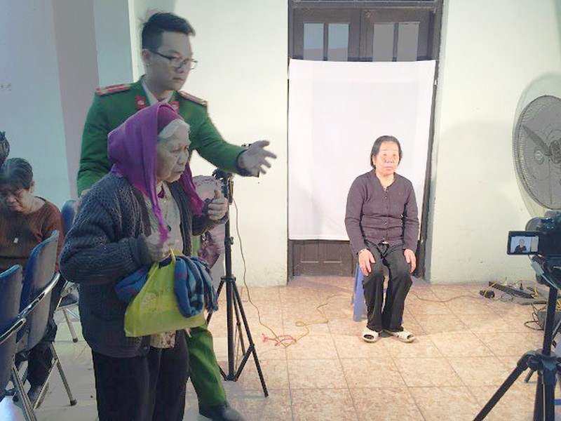Chùm ảnh: Niềm vui của bà con giáo xứ Thịnh Liệt