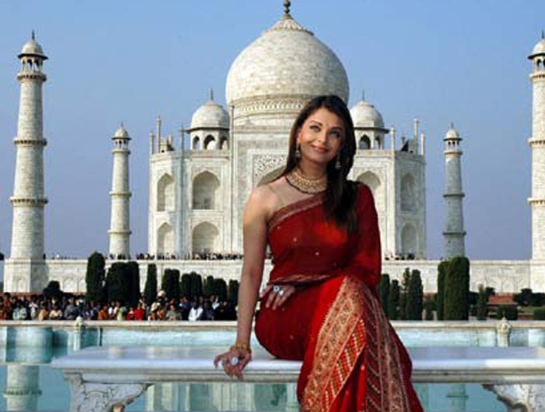 Vẻ đẹp tự Nữ thần của hoa hậu đẹp nhất mọi thời đại Aishwarya Rai