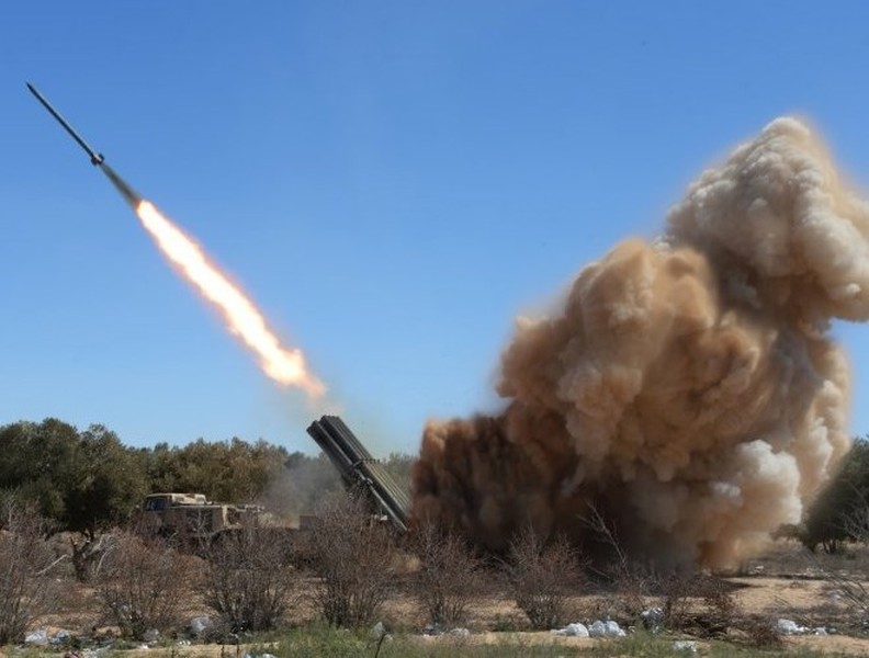 Nga tham chiến với hàng loạt vũ khí cực mạnh tại Syria, nước cờ khiến Mỹ bất ngờ (I)
