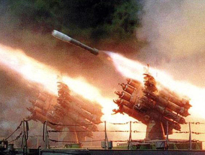 Nga bất ngờ ra mắt siêu rocket sát thủ diệt ngầm, Mỹ và NATO thêm lo lắng
