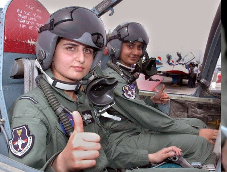 Vẻ đẹp cuốn hút say lòng người của nữ binh sĩ Pakistan