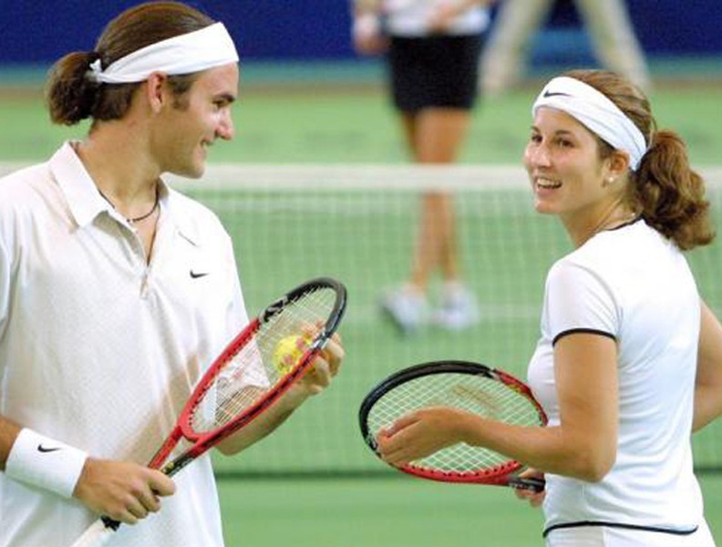 Vẻ đẹp mặn mà của Mirka, người giúp Federer trở thành thiên tài trong làng bóng nỉ