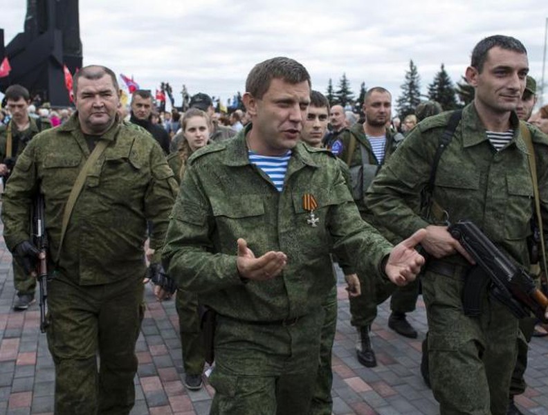 Donetsk tuyên bố thành lập nhà nước mới kế thừa Ukraine, miền Đông Ukraine lại chìm trong máu lửa