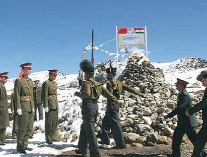 Cựu quan chức Trung Quốc cảnh báo hậu quả nặng nề nếu Ấn Độ không chịu rút quân