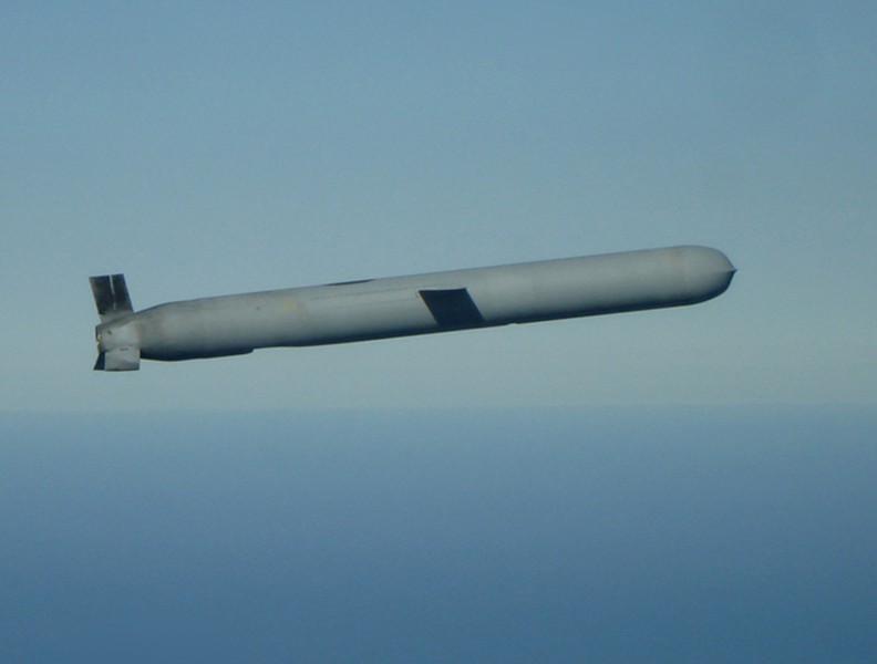 Tên lửa Tomahawk Mỹ vẫn là thứ vũ khí ám ảnh nhất với IS, chính quyền Syria và Nga