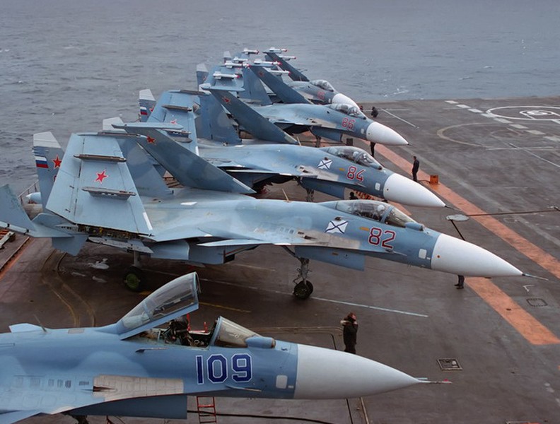 2 chiến đấu cơ của tàu sân bay Nga rớt xuống biển, cái giá để trả cho vị thế hiện tại của Nga tại Syria