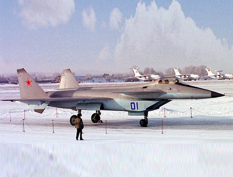 Siêu tiêm kích thế hệ thứ 5 của hãng MiG, sự bất ngờ từ phương Tây và sự hưởng lợi từ Trung Quốc?