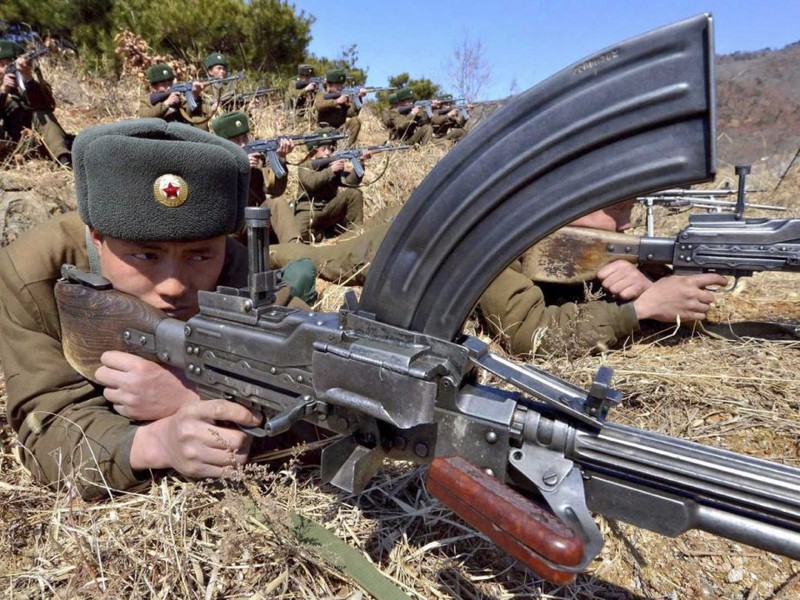 Lạ lùng với khẩu súng máy Type-73, biểu tượng của sức mạnh quân đội Triều Tiên