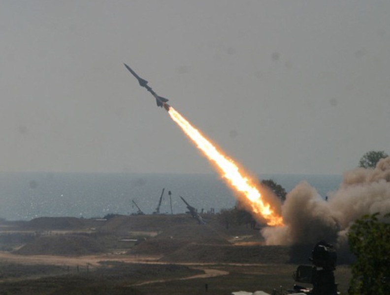Thót tim cảnh tên lửa S-75 Triều Tiên phát nổ ngay trước mũi máy bay trinh sát SR-71 Mỹ