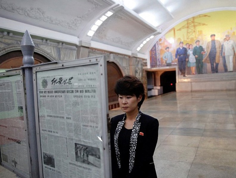 Ngạc nhiên với hệ thống tàu điện ngầm kiêm hầm trú ẩn hạt nhân của Triều Tiên