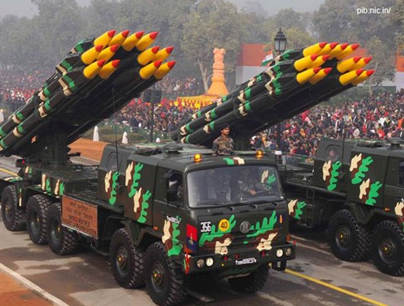 Siêu pháo Ấn Độ mua của Mỹ chưa kịp dọa Trung Quốc đã nổ tung nòng