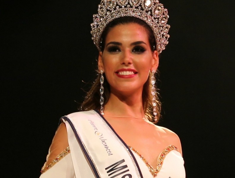 Vẻ đẹp gợi cảm của Hoa hậu Hoàn vũ Tây Ban Nha vừa đăng quang