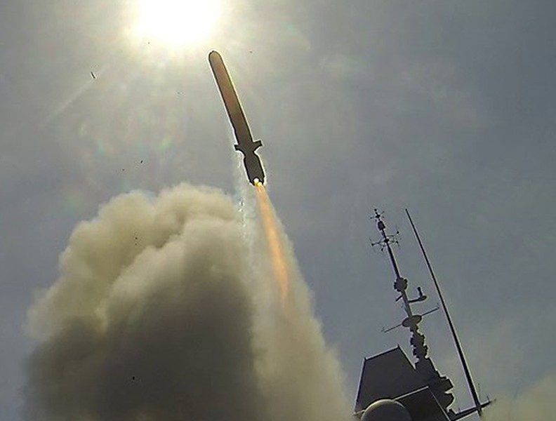 [ẢNH] Tên lửa Pháp vừa phóng vào Syria, mạnh hơn cả Tomahawk Mỹ và át cả danh tiếng Kalibr Nga?