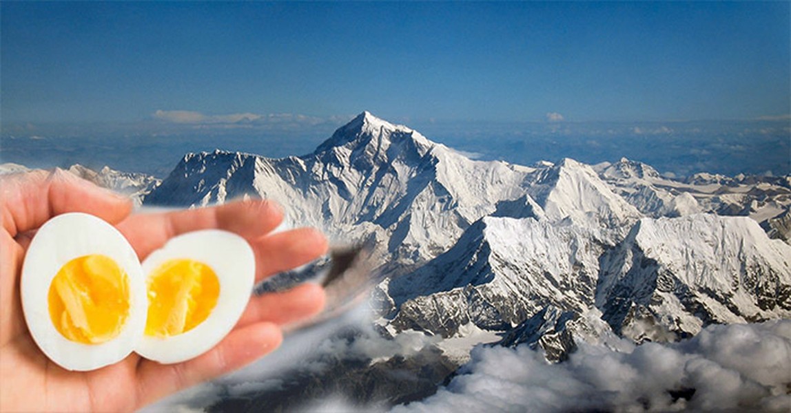 [ẢNH] Nếu không muốn gặp tình huống trớ trêu thì bạn đừng nấu cơm và luộc trứng trên núi cao