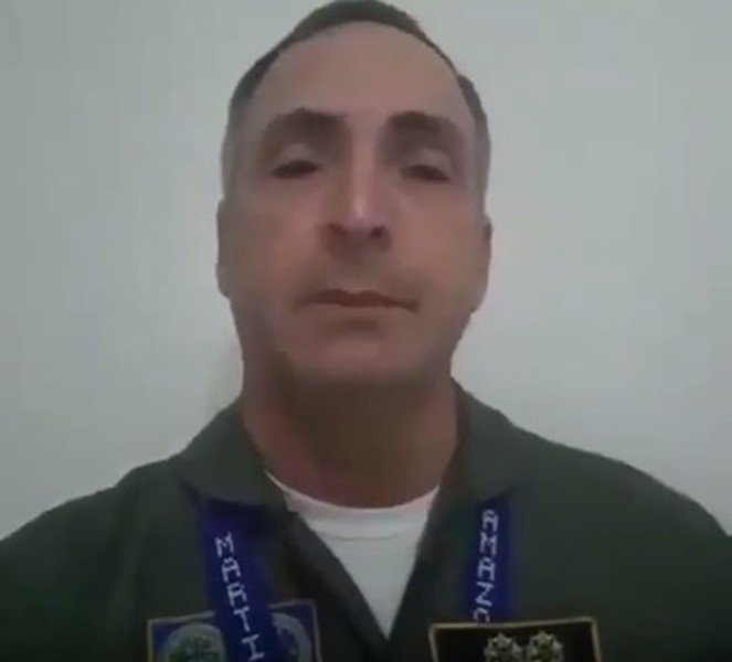 [ẢNH] Tướng không quân cao cấp Venezuela vừa quay lưng với ông Maduro, ủng hộ 