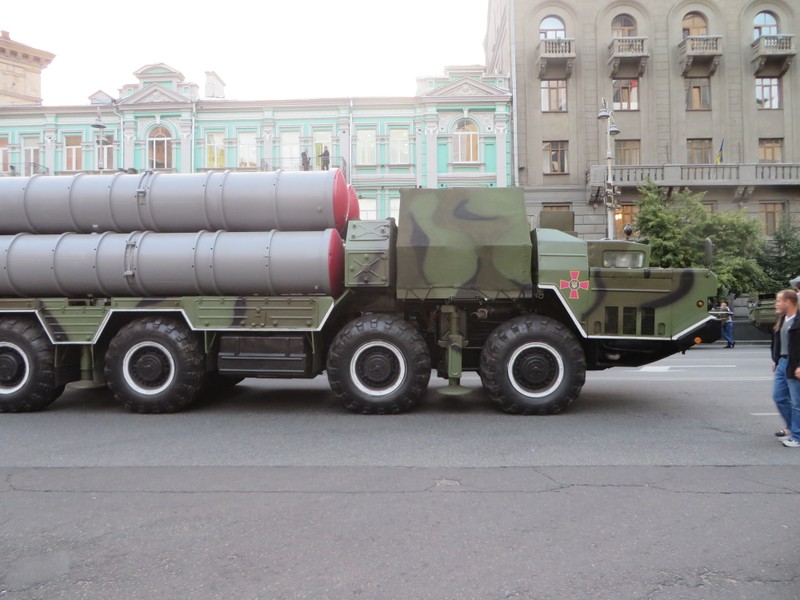 [ẢNH] Ukraine tập trận bắn S-300 sát Crimea để thách thức Nga?