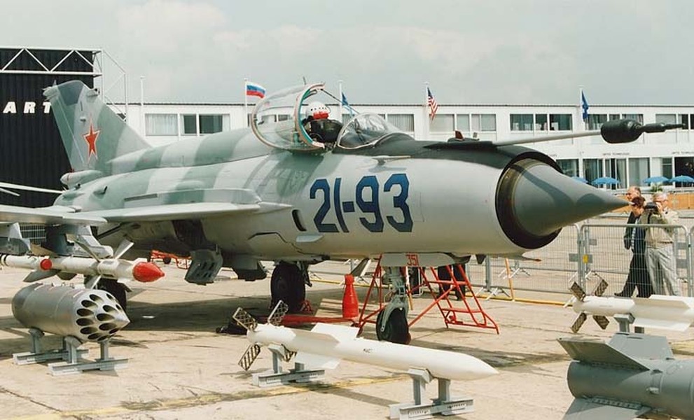 [ẢNH] Nga cố gắng nhưng vẫn không cứu được cánh én bạc MiG-21 và sự thật nghiệt ngã