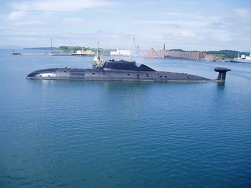 [ẢNH] Siêu tàu ngầm hạt nhân Ấn Độ thuê của Nga - Chớ coi thường lưỡi hái thép dưới lòng biển