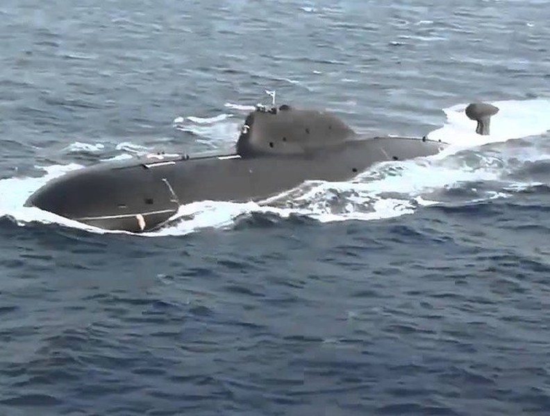 [ẢNH] Siêu tàu ngầm hạt nhân Ấn Độ thuê của Nga - Chớ coi thường lưỡi hái thép dưới lòng biển