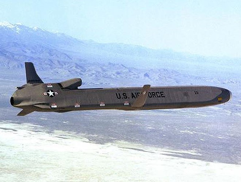 [ẢNH] Mỹ loại biên 'lưỡi hái tử thần' AGM-86 trên B-52, nhưng Nga lại lo lắng hơn vì sao?