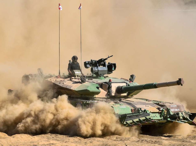 [ẢNH] 464 chiếc T-90MS đã chính thức giết chết Ajun Mk2 - niềm tự hào của xe tăng Ấn Độ?