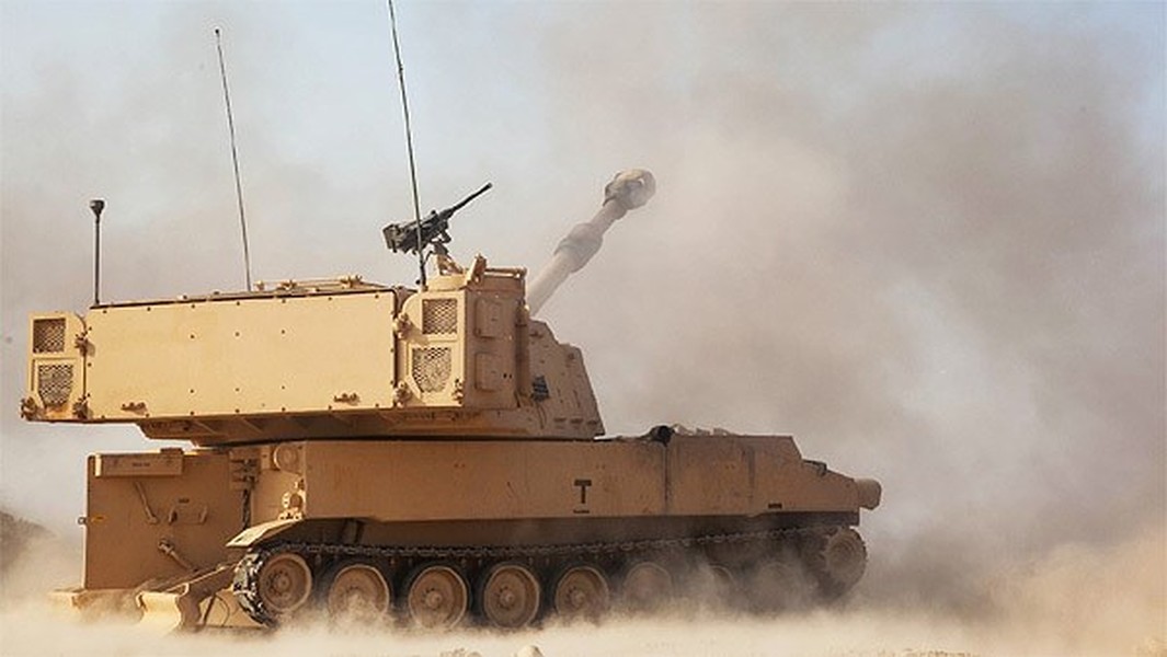 [ẢNH] Pháo tự hành Mỹ được điều động trên chiến trường Libya