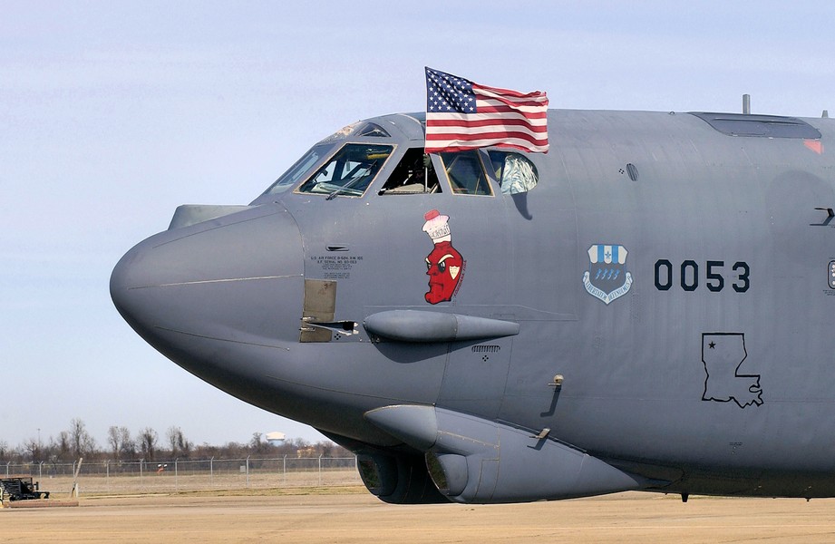 [ẢNH] ‘Pháo đài bay’ B-52 Mỹ xuất hiện gây sức ép lớn lên Iran