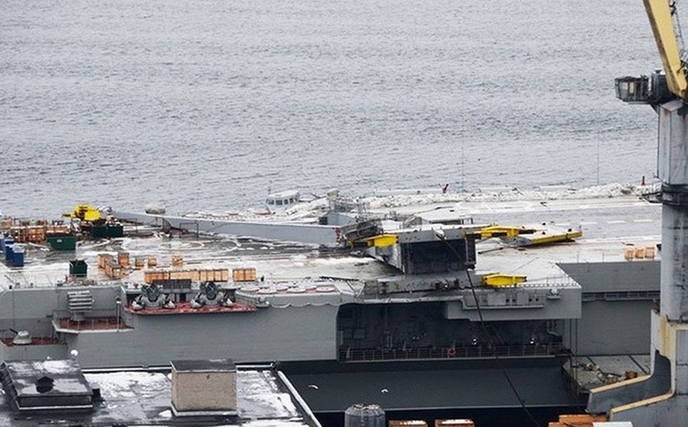 [ẢNH] Chuẩn bị mất tàu sân bay duy nhất, nỗi đau cứa sâu vào hải quân Nga