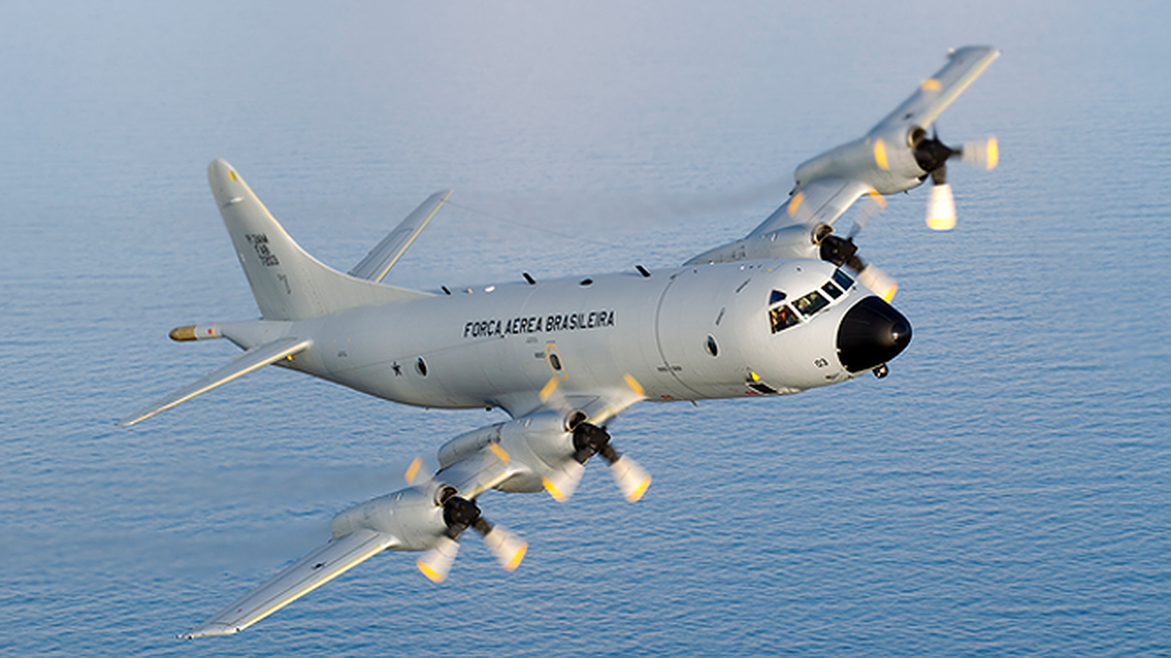 [ẢNH] ‘Sát thủ’ săn ngầm P-3C Orion Mỹ có thể nhanh chóng quần đảo tại biển Đông
