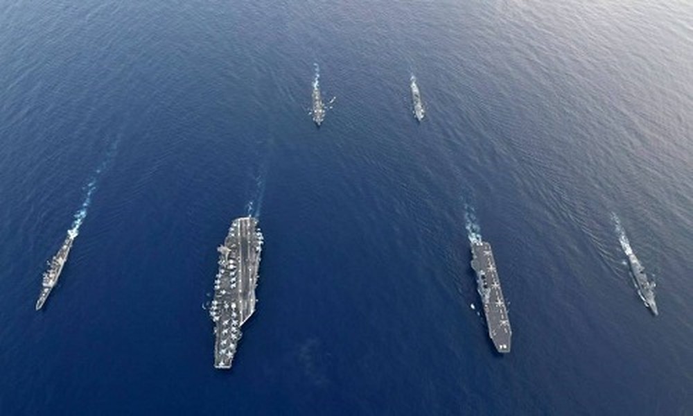 [ẢNH] Âm thầm nhưng quyết liệt, siêu tàu sân bay Mỹ tuần tra liên tục tại biển Đông