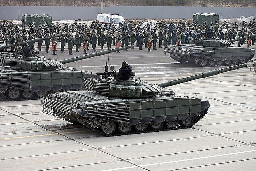[ẢNH] Xe tăng bay T-80BVM đứng cao trên bảng xếp hạng nhưng Nga không vui, tại sao?