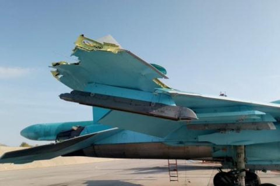 [ẢNH] Su-34 Nga vỡ cánh vẫn có thể hạ cánh, nhưng F-15 Mỹ còn làm được kỳ diệu hơn