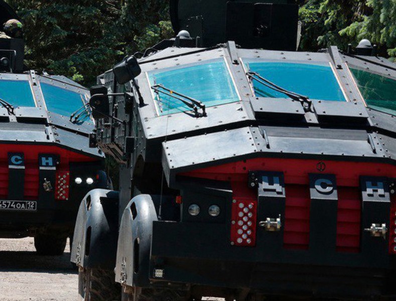 [ẢNH] Đặc nhiệm an ninh Nga sắp có xe thiết giáp siêu dị