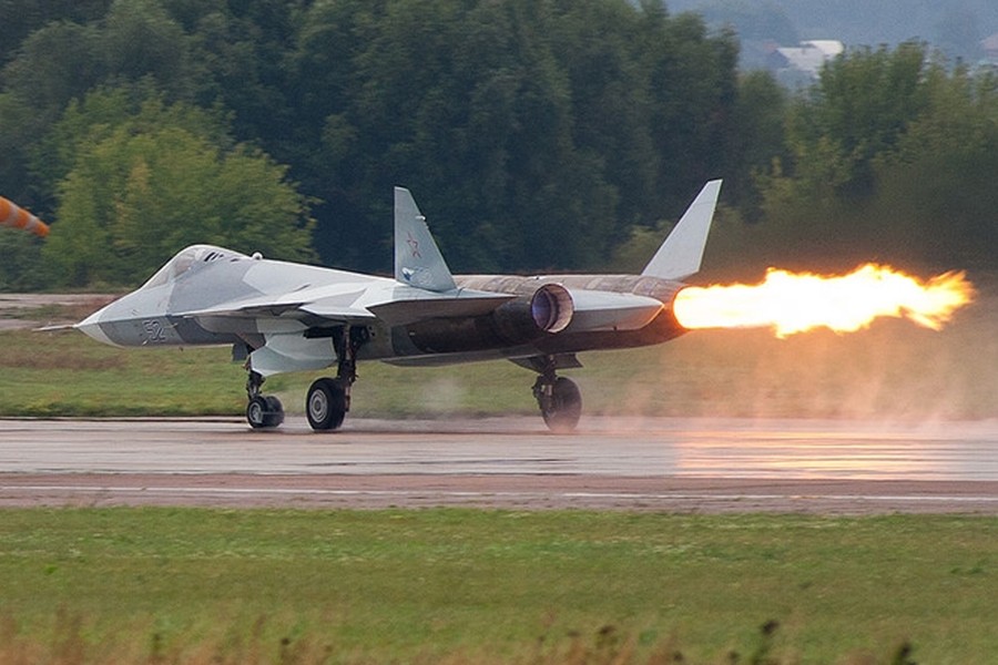 [ẢNH] Động cơ - nỗi ám ảnh của chiến đấu cơ Su-57 Nga